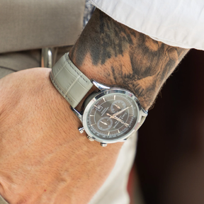 Relógio Aura Magnum de Couro + Caixa Premium de Brinde