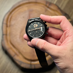 Relógio Aura Alpine de Couro + Caixa Premium de Brinde