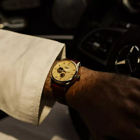 Relógio Aura Orion de Couro + Caixa Premium de Brinde