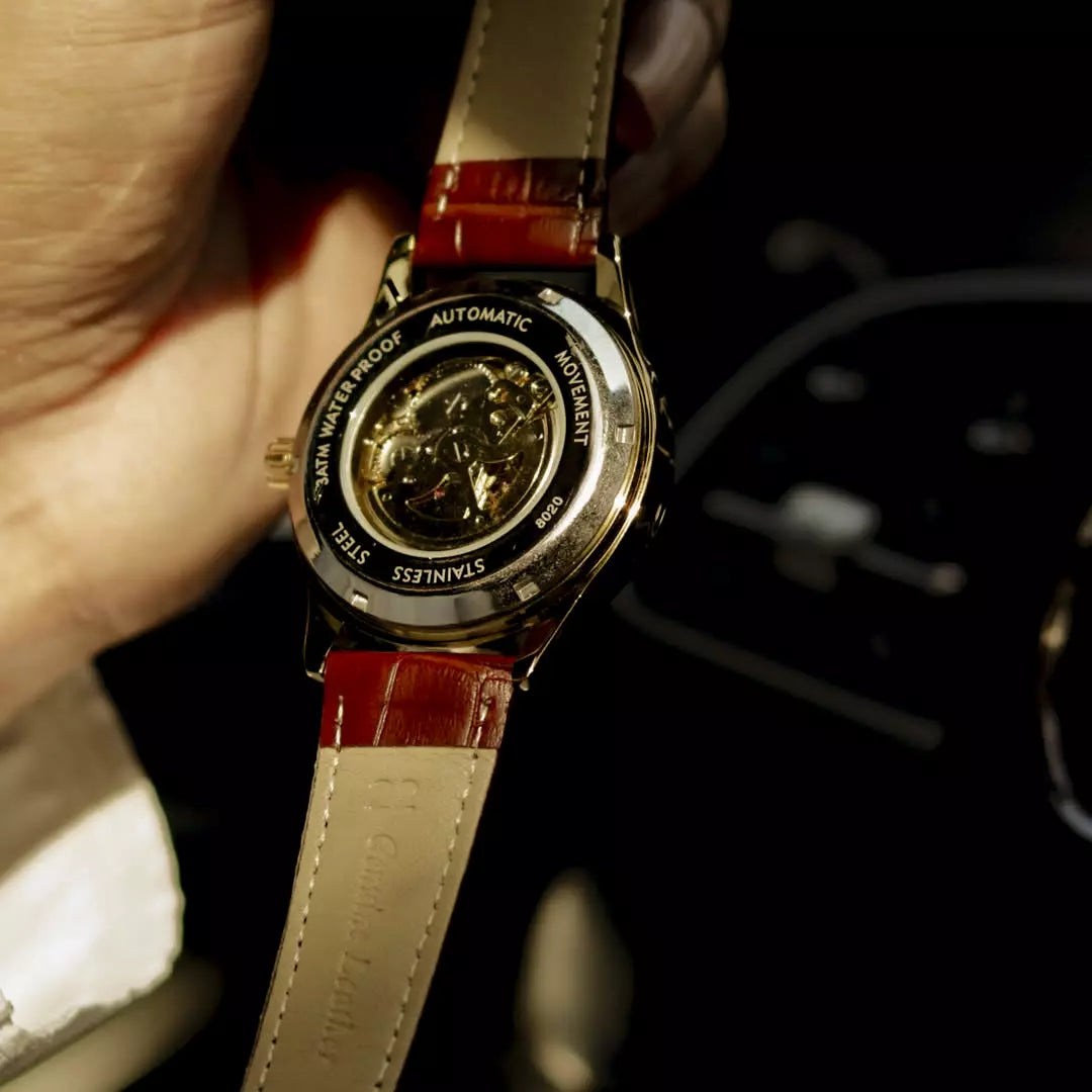 Relógio Aura Orion de Couro + Caixa Premium de Brinde